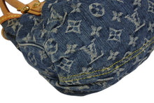 Load image into Gallery viewer, LOUIS VUITTON ルイヴィトン プリーティ ハンドバッグ M95020 モノグラム デニム レザー ブルー ゴールド金具 美品 中古 4b011416