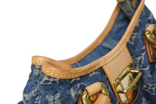 Load image into Gallery viewer, LOUIS VUITTON ルイヴィトン プリーティ ハンドバッグ M95020 モノグラム デニム レザー ブルー ゴールド金具 美品 中古 4b011416