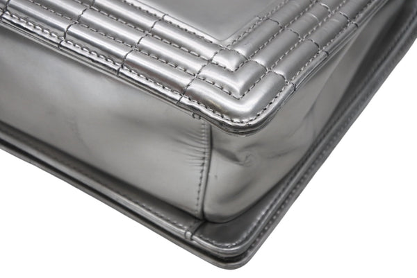 CHANEL シャネル BOY CHANEL ボーイシャネル チェーンショルダーバッグ 16番台 ココマーク カーフスキン シルバー 美品 中古 4b011375