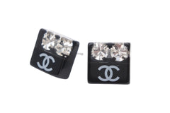極美品 CHANEL シャネル ココマーク ピアス 重量約2.7g 05P刻印 アクリル ラインストーン ブラック 両耳用 中古 61718