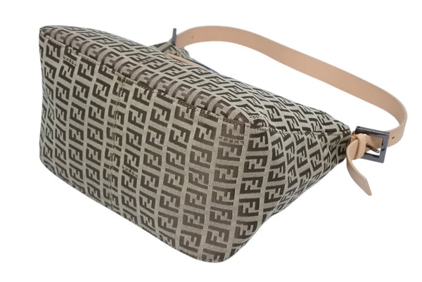 極美品 FENDI フェンディ ズッキーノ柄 マンマバケット ワンショルダーバッグ SBR004 ベージュ ブラウン シルバー金具 中古 4b011411