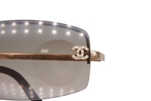 Load image into Gallery viewer, 極美品 CHANEL シャネル サングラス アイウェア 4093-B c.125/13 サイズ56□16 130 ココマーク ラインストーン ブラウン 中古 4b011519