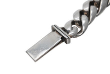 Load image into Gallery viewer, CHROME HEARTS クロムハーツ ID FLORAL CRS フローラルクロス IDブレスレット 重量約106.1g クラシックチェーン 12リンク 美品 中古 4b011710