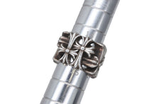 Load image into Gallery viewer, CHROME HEARTS クロムハーツ SQUARE CEMETERY スクエア セメタリークロスリング 指輪 重量約27.9g サイズ16号 シルバー925 美品 中古 4b011716