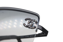 Load image into Gallery viewer, CHANEL シャネル リムレス サングラス 4104 B 101 8G サイズ62□ 15 120 ココマーク ブラック 美品 中古 4b011518