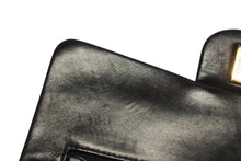 Load image into Gallery viewer, 極美品 CHANEL シャネル マトラッセ23 Wフラップ Wチェーンショルダーバッグ 1番台 ラムスキン ココマーク ブラック 中古 4b011437