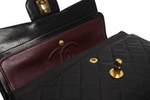 Load image into Gallery viewer, 極美品 CHANEL シャネル マトラッセ23 Wフラップ Wチェーンショルダーバッグ 1番台 ラムスキン ココマーク ブラック 中古 4b011437