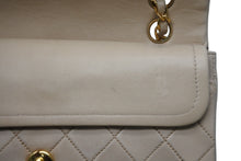 Load image into Gallery viewer, CHANEL シャネル マトラッセ23 Wフラップ Wチェーンショルダーバッグ 2番台 ラムスキン ココマーク ベージュ ゴールド金具 美品 中古 4b011543