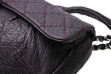 Load image into Gallery viewer, CHANEL シャネル マトラッセ ココマーク シワ加工 ショルダーバッグ 12番台 レザー パープル シルバー金具 美品 中古 4b011546