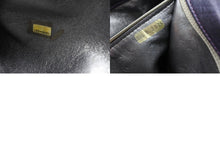 Load image into Gallery viewer, CHANEL シャネル マトラッセ ココマーク シワ加工 ショルダーバッグ 12番台 レザー パープル シルバー金具 美品 中古 4b011546