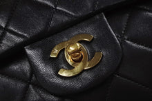 画像をギャラリービューアに読み込む, CHANEL シャネル マトラッセ23 Wフラップ Wチェーンショルダーバッグ 2番台 ココマーク ラムスキン ゴールド金具 美品 中古 4b011355