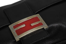 Load image into Gallery viewer, FENDI フェンディ マンマバケット ワンショルダーバッグ ブラック レザー シルバー金具 美品 中古 4b011548