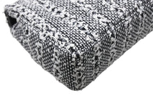 Load image into Gallery viewer, 極美品 CHANEL シャネル ミニマトラッセ20 チェーンショルダーバッグ AS4384 ランダム番台 ココマーク ツイード ゴールド金具 中古 4b011588