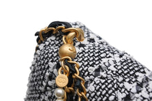 Load image into Gallery viewer, 極美品 CHANEL シャネル ミニマトラッセ20 チェーンショルダーバッグ AS4384 ランダム番台 ココマーク ツイード ゴールド金具 中古 4b011588