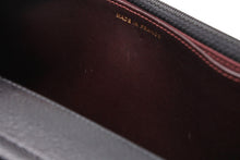 Load image into Gallery viewer, 極美品 CHANEL シャネル チェーンウォレット ショルダーバッグ 18番台 キャビアスキン ココマーク ブラック ゴールド金具 中古 4b011555
