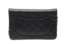 Load image into Gallery viewer, 極美品 CHANEL シャネル チェーンウォレット ショルダーバッグ 18番台 キャビアスキン ココマーク ブラック ゴールド金具 中古 4b011555