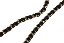 Load image into Gallery viewer, 極美品 CHANEL シャネル チェーンウォレット ショルダーバッグ 18番台 キャビアスキン ココマーク ブラック ゴールド金具 中古 4b011555