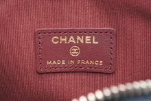 Load image into Gallery viewer, 新品未使用 CHANEL シャネル ハートバッグ チェーンショルダーバッグ AP2784 32番台 ココマーク ラムスキン ブラック 中古 4b011600