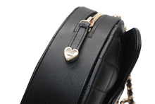 Load image into Gallery viewer, 新品未使用 CHANEL シャネル ハートバッグ チェーンショルダーバッグ AP2784 32番台 ココマーク ラムスキン ブラック 中古 4b011600