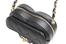 Load image into Gallery viewer, 新品未使用 CHANEL シャネル ハートバッグ チェーンショルダーバッグ AP2784 32番台 ココマーク ラムスキン ブラック 中古 4b011600