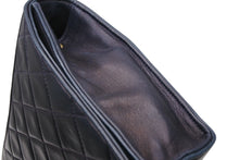 Load image into Gallery viewer, CHANEL シャネル ココマーク マトラッセ ショルダーバッグ 1番台 ネイビー ラムスキン ゴールド金具 中古 4b011684