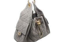 Load image into Gallery viewer, 新品未使用 CHANEL シャネル CHANEL 25 スモール チェーンショルダーバッグ AS5293 ランダム番台 ココマーク グレージュ 中古 4b011820
