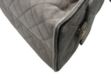 Load image into Gallery viewer, 新品未使用 CHANEL シャネル CHANEL 25 スモール チェーンショルダーバッグ AS5293 ランダム番台 ココマーク グレージュ 中古 4b011820