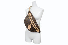 Load image into Gallery viewer, 新品同様 LOUIS VUITTON ルイヴィトン モノグラム ハイ･ライズ ボディバッグ 現行 M46784 ブラウン PVC ヌメ革 ゴールド金具 中古 4b011632
