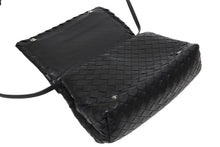 Load image into Gallery viewer, 新品同様品 BOTTEGAVENETA ボッテガヴェネタ イントレチャート ショルダーバッグ 600519VCPP1 ブラック レザー シルバー金具 中古 4b011640