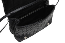 Load image into Gallery viewer, 新品同様品 BOTTEGAVENETA ボッテガヴェネタ イントレチャート ショルダーバッグ 600519VCPP1 ブラック レザー シルバー金具 中古 4b011640