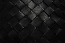Load image into Gallery viewer, 新品同様品 BOTTEGAVENETA ボッテガヴェネタ イントレチャート ショルダーバッグ 600519VCPP1 ブラック レザー シルバー金具 中古 4b011640