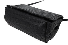 Load image into Gallery viewer, 新品同様品 BOTTEGAVENETA ボッテガヴェネタ イントレチャート ショルダーバッグ 600519VCPP1 ブラック レザー シルバー金具 中古 4b011640