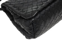 Load image into Gallery viewer, 新品同様品 BOTTEGAVENETA ボッテガヴェネタ イントレチャート ショルダーバッグ 600519VCPP1 ブラック レザー シルバー金具 中古 4b011640