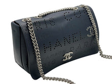 Load image into Gallery viewer, 極美品 CHANEL シャネル Sフラップ Wチェーンショルダーバッグ A50299 27番台 ココマーク パンチングロゴ ネイビー シルバー金具 中古 4b011648