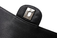 Load image into Gallery viewer, CHANEL シャネル マトラッセ25 Wフラップ Wチェーンショルダーバッグ AO1112 13番台 キャビアスキン シルバー金具 美品 中古 4b011651