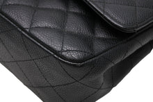Load image into Gallery viewer, CHANEL シャネル マトラッセ25 Wフラップ Wチェーンショルダーバッグ AO1112 11番台 キャビアスキン シルバー金具 美品 中古 4b011650