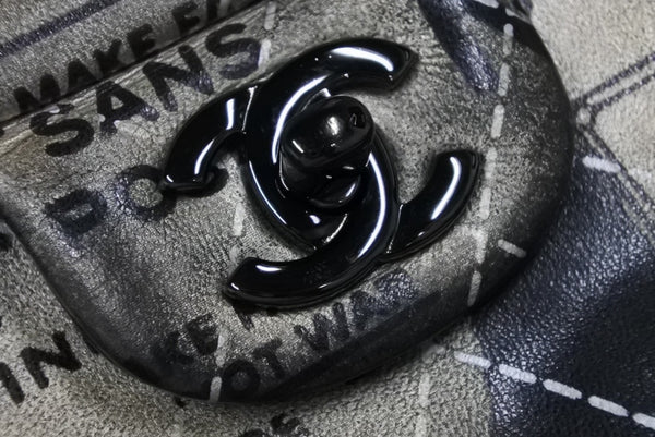 CHANEL シャネル マトラッセ25 Wフラップ Wチェーンショルダーバッグ A01112 21番台 ニュースペーパー ココマーク ラムスキン 美品 中古 4b011652