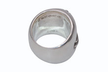 Load image into Gallery viewer, 極美品 CHROME HEARTS クロムハーツ CLASSIC OVAL クラシック オーバルクロス リング 重量約39.5g サイズ20号 シルバー925 中古 4b011658