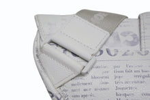 Load image into Gallery viewer, Christian Dior×Daniel Arsham クリスチャンディオール ニュースペーパー サドル ショルダーバッグ 06-BO-1119 ホワイト カーフスキンシルバー金具 美品 中古 4b011369