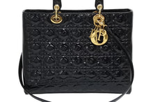 Load image into Gallery viewer, 極美品 Christian Dior クリスチャンディオール レディディオール ラージ カナージュ 2WAY ハンドバッグ 16-BO-0161 ブラック パテントレザー エナメル ゴールド金具 中古 4b011376