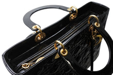 Load image into Gallery viewer, 極美品 Christian Dior クリスチャンディオール レディディオール ラージ カナージュ 2WAY ハンドバッグ 16-BO-0161 ブラック パテントレザー エナメル ゴールド金具 中古 4b011376