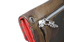 Load image into Gallery viewer, CHROME HEARTS クロムハーツ WAVE CRS BTN NOVELTY ウェーブウォレット 長財布 クロスボタン ノベルティレザー タンクカモ 美品 中古 4b011706