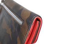 Load image into Gallery viewer, CHROME HEARTS クロムハーツ WAVE CRS BTN NOVELTY ウェーブウォレット 長財布 クロスボタン ノベルティレザー タンクカモ 美品 中古 4b011706