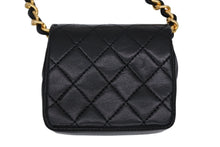 Load image into Gallery viewer, 極美品 CHANEL シャネル ミニミニマトラッセ マイクロマトラッセ チャーム キーホルダー ココマーク ラムスキン ブラック 中古 4b011676
