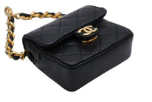 Load image into Gallery viewer, 極美品 CHANEL シャネル ミニミニマトラッセ マイクロマトラッセ チャーム キーホルダー ココマーク ラムスキン ブラック 中古 4b011676