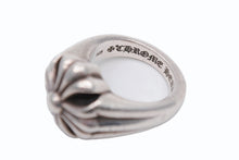 Load image into Gallery viewer, CHROME HEARTS クロムハーツ カットアウト CHプラス リング 18号 重量約28.2g シルバ−925 美品 中古 4b011720
