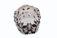 Load image into Gallery viewer, 極美品 CHROME HEARTS クロムハーツ セメタリークロスリング サイズ18.5号 重量約26.0g 2003/.925刻印 シルバー925 中古 4b011723