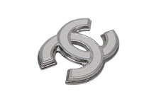 Load image into Gallery viewer, 極美品 CHANEL シャネル ココマーク ブローチ 重量約30.4g B25S刻印 シルバー ホワイト メタル 中古 4b007830