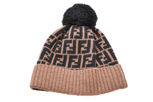 Load image into Gallery viewer, FENDI フェンディ ニット帽 帽子 65050010 ズッカ柄 ブラウン ブラック ウール 黒 茶色 美品 中古 4b011772