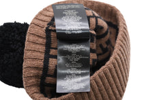 Load image into Gallery viewer, FENDI フェンディ ニット帽 帽子 65050010 ズッカ柄 ブラウン ブラック ウール 黒 茶色 美品 中古 4b011772